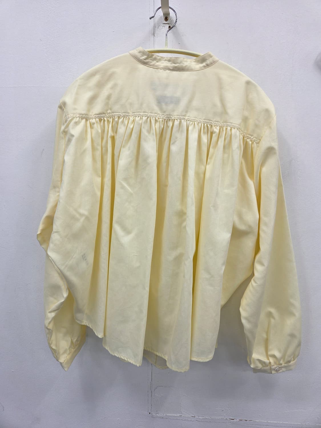 S 23FW [새상품]비아플레인 아이보리 블라우스 상품이미지8