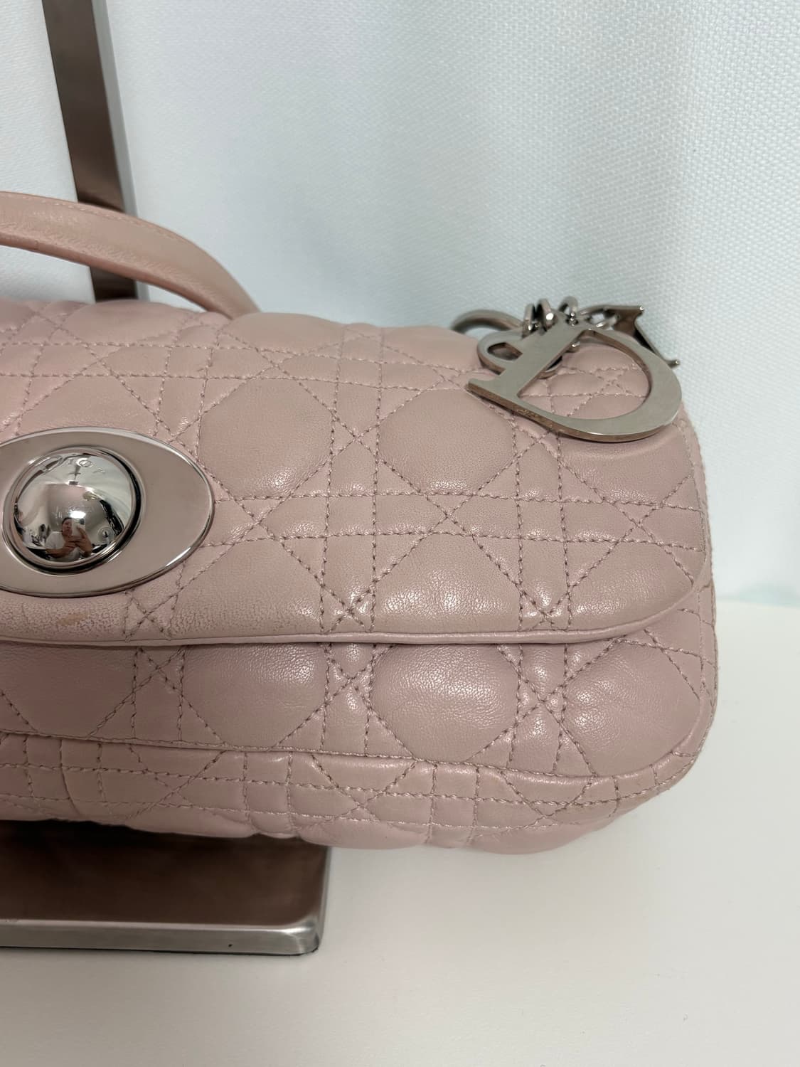 디올 까나쥬 랑데뷰 숄더백 상품이미지3