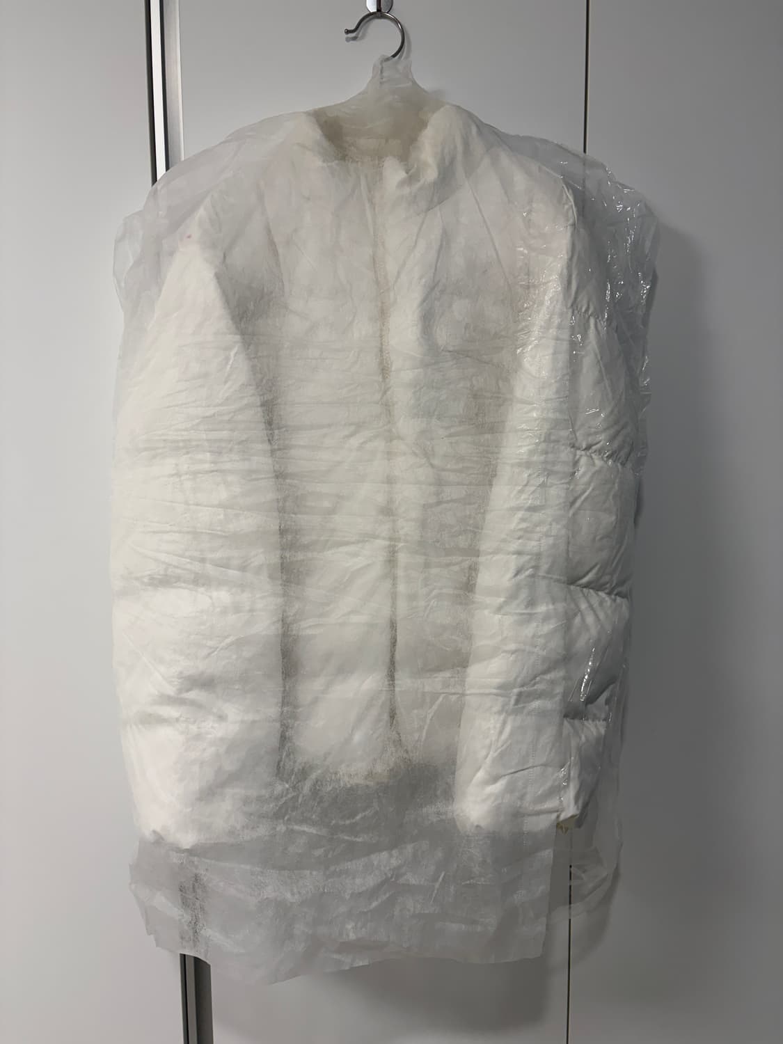 비지터뮤지엄x마뗑킴 패딩 m 풀박 상품이미지8