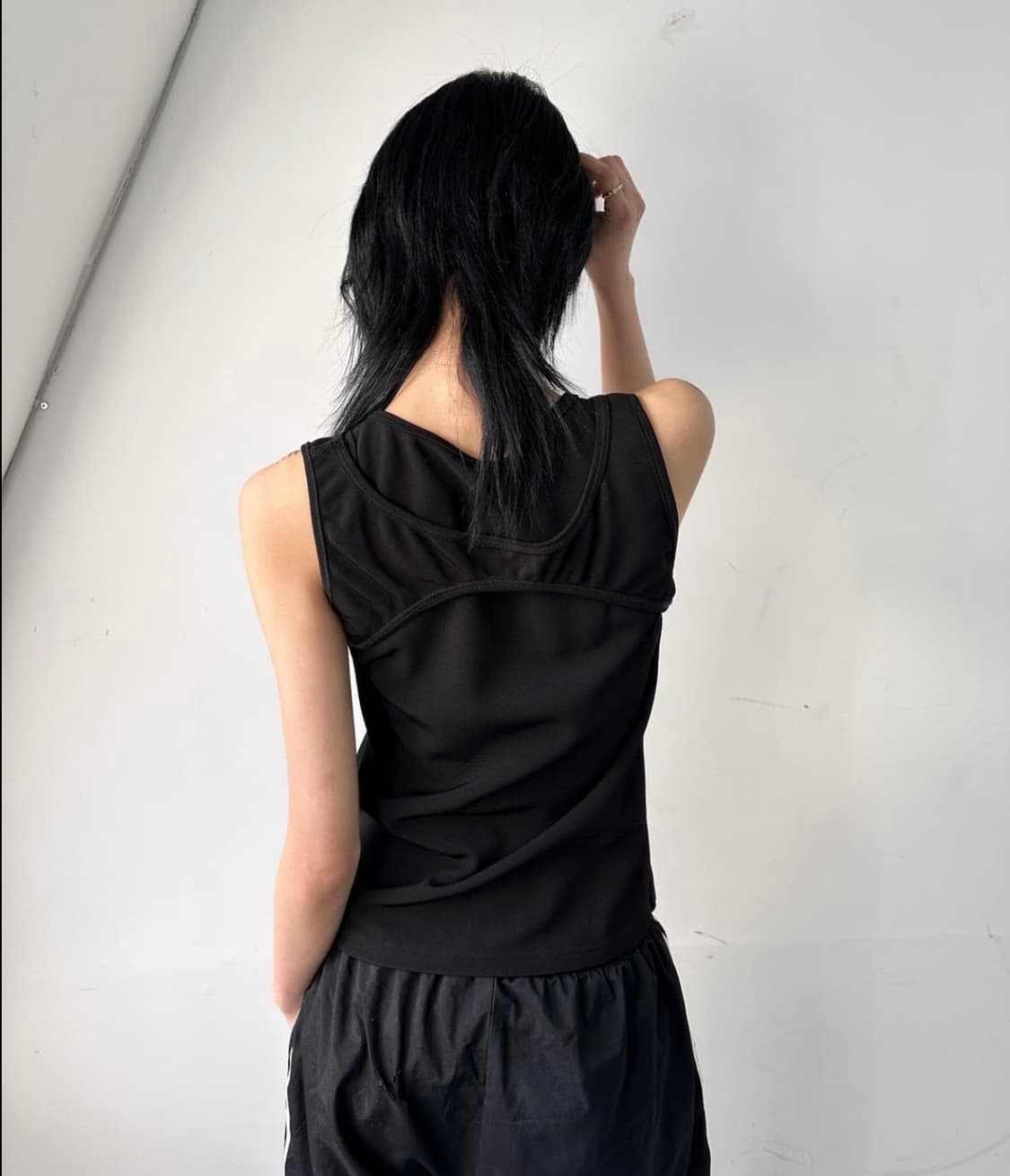 미스비헤이브 져지 슬리브리스 탑 상품이미지8