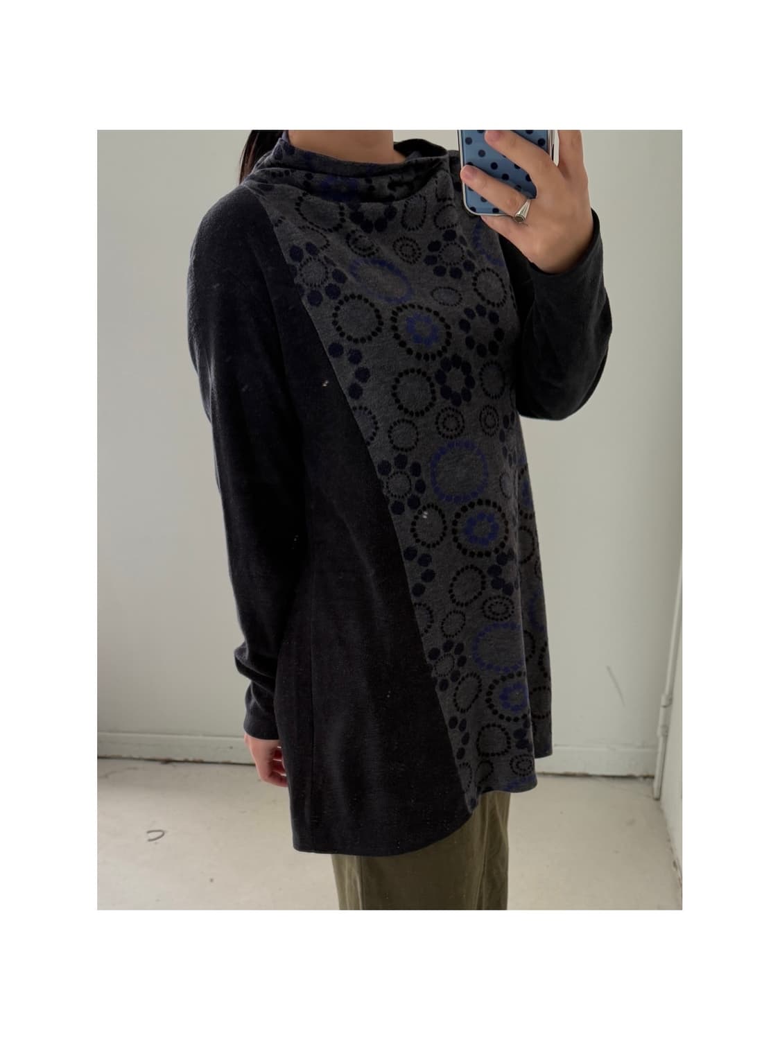 일본빈티지 타원 패턴 롱슬리브 상품이미지1