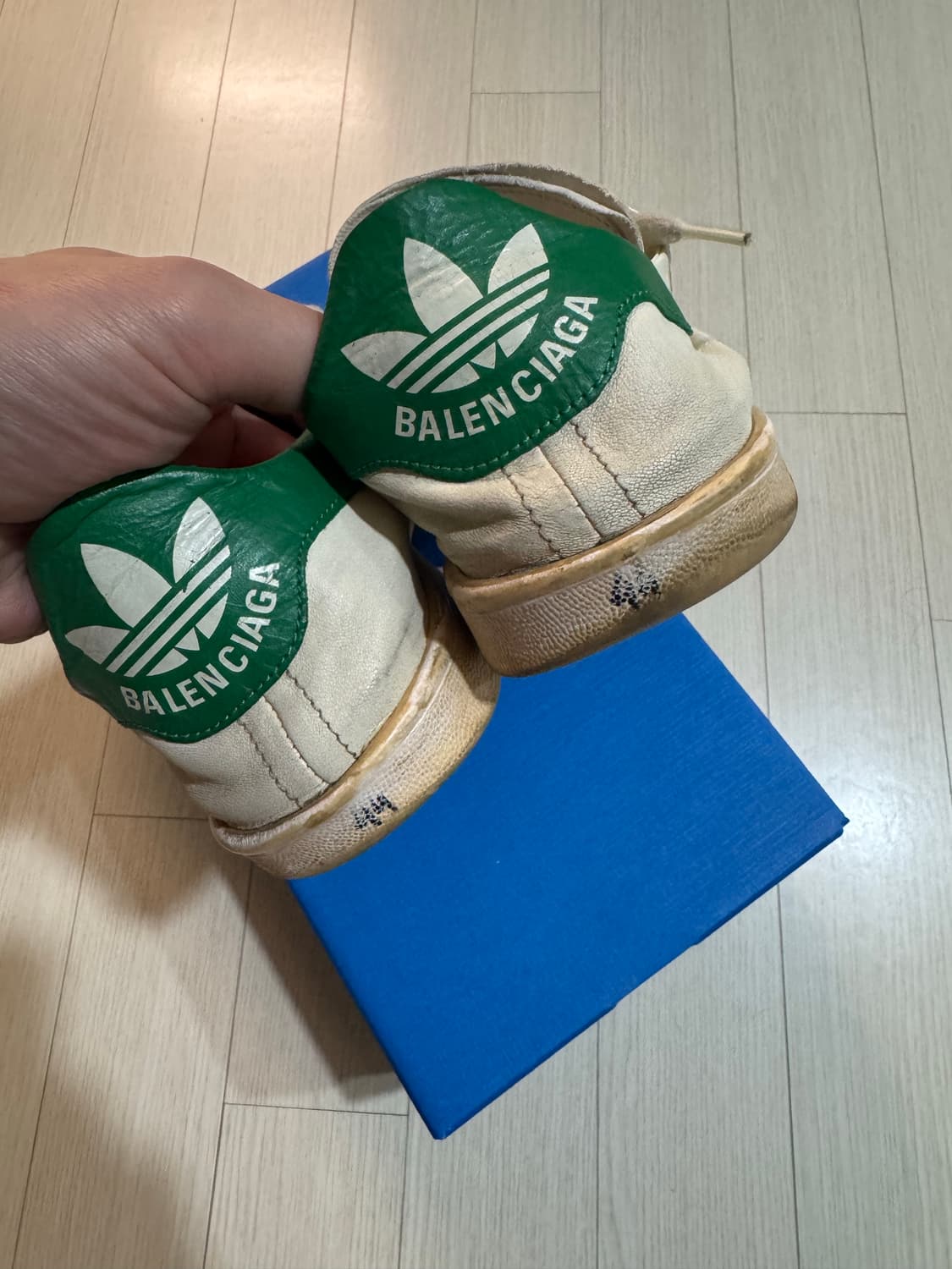 (44)발렌시아가 X 아디다스 스탠 스미스 원 아웃 화이트 그린 상품이미지2