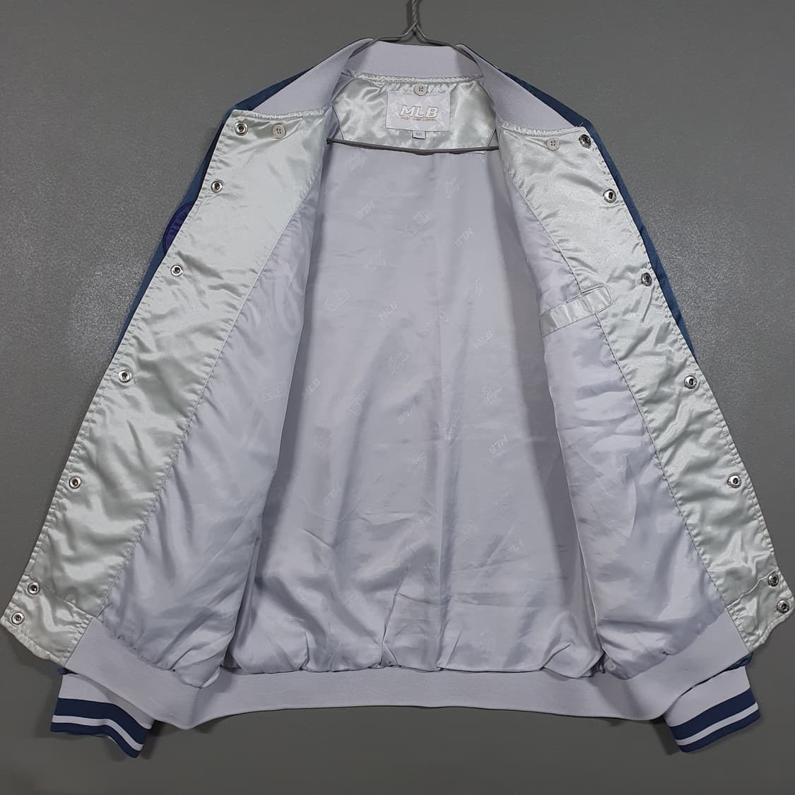[L] MLB 00s 대장급 희귀 뉴욕 양키즈 바시티 새틴 스타디움 자켓 상품이미지6