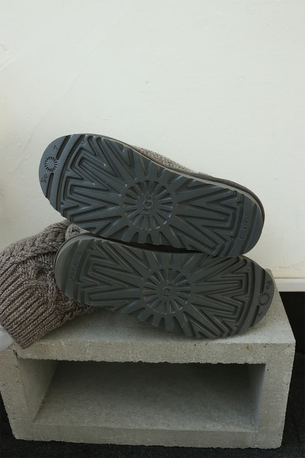 어그 케이블 니트 부츠  상품이미지10