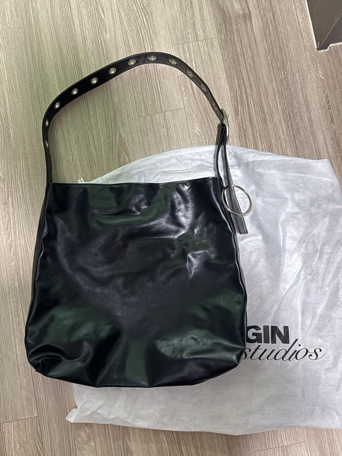 생긴스튜디오 COLLETTE BAG BLACK 상품이미지4