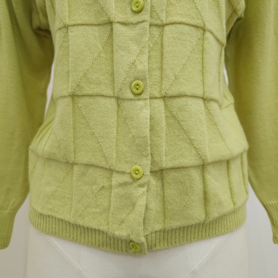 울100% 입체패턴 라임 니트 가디건  상품이미지9