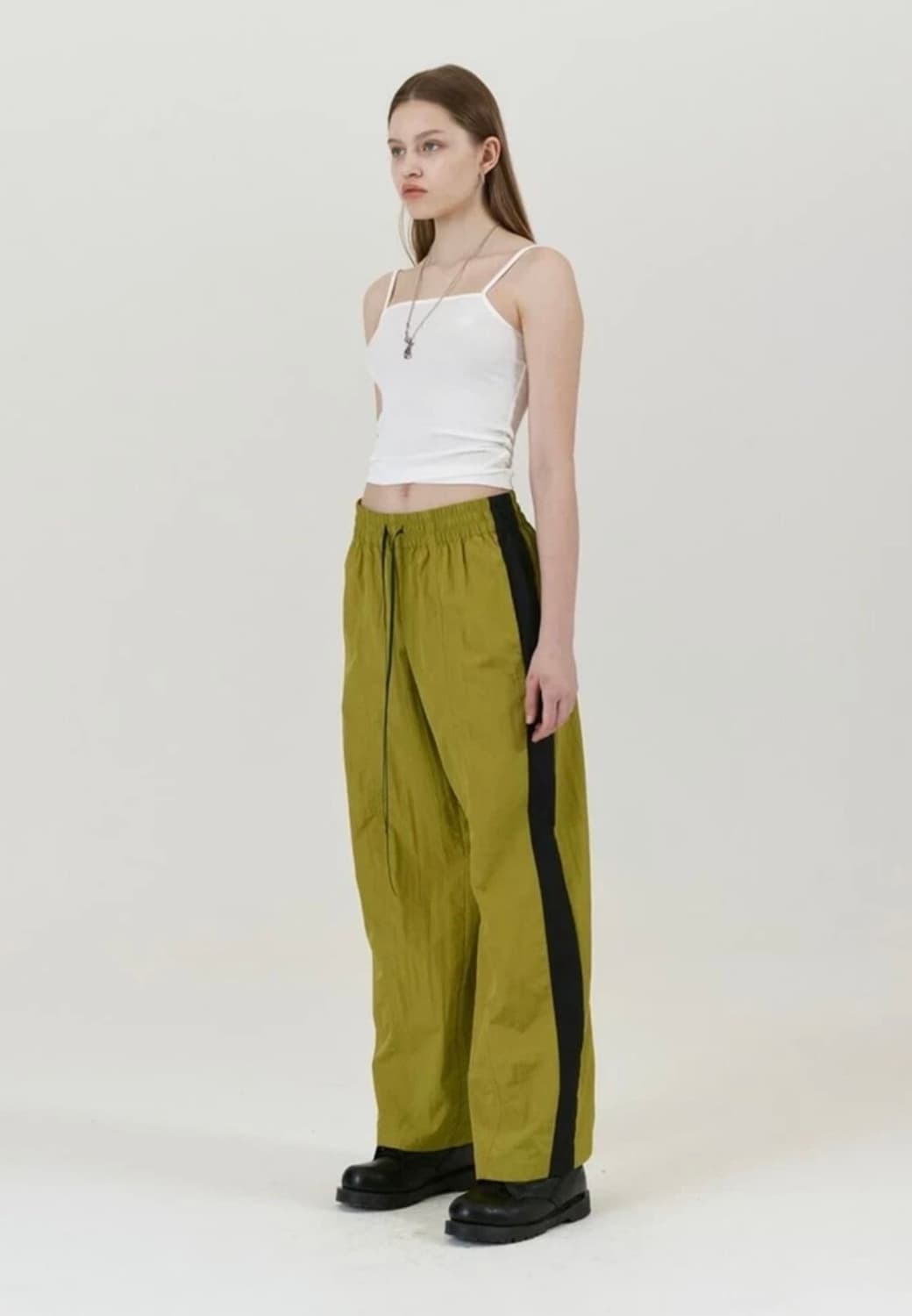 S/E/O(에스이오)나일론 트리밍 팬츠_Olive 상품이미지1