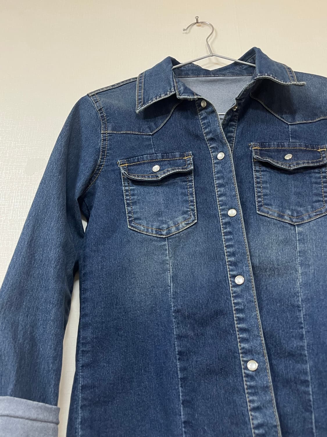 슬림핏 데님 셔츠 청남방 상품이미지2