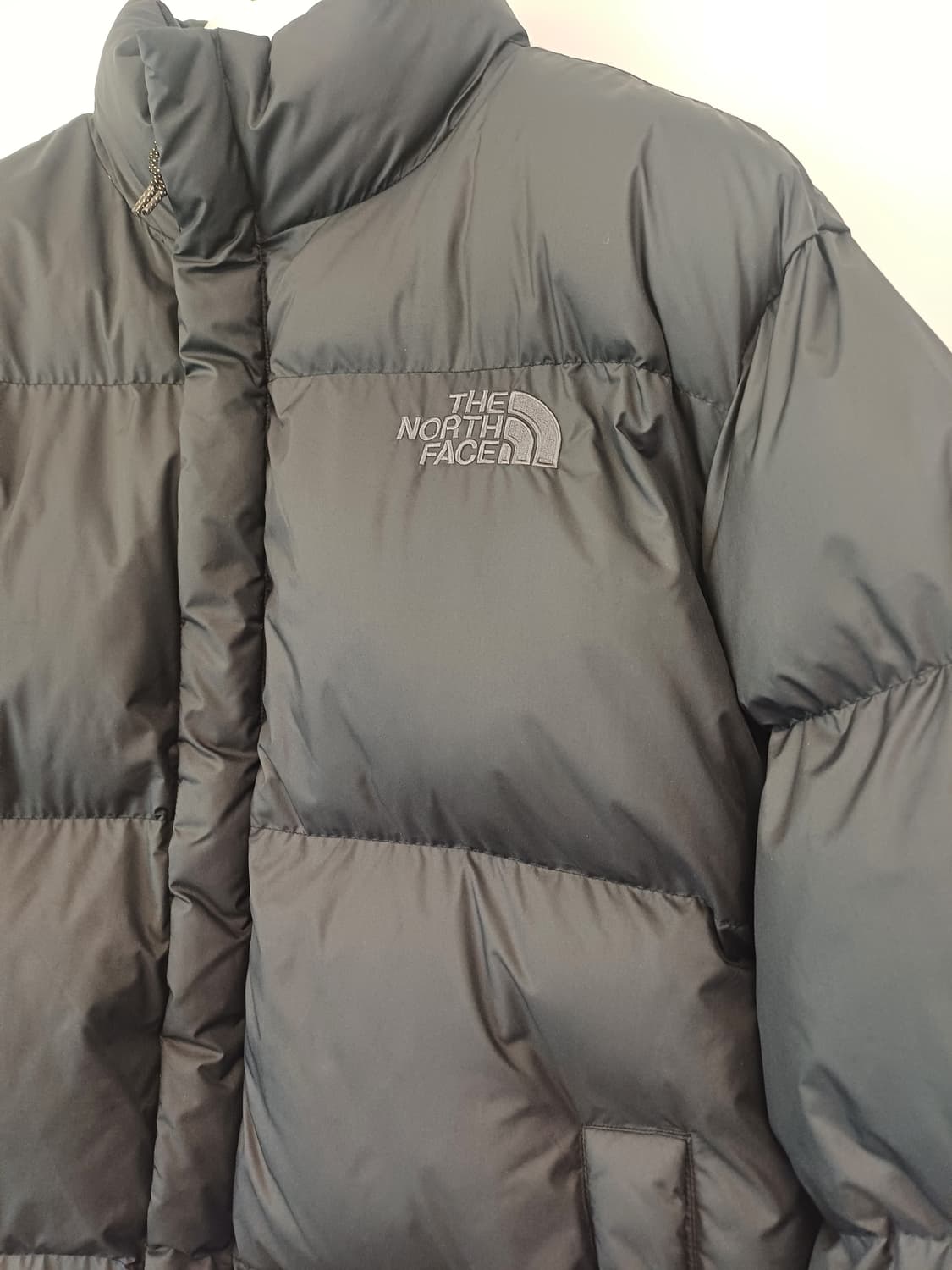 [XL] 노스페이스 리버톤 티볼 블랙 패딩 (블랙/레드) 상품이미지4