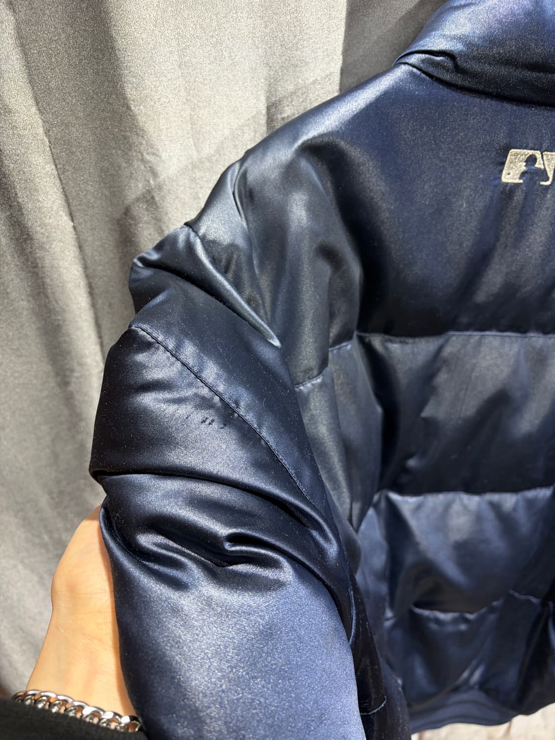 XXL MLB 엠엘비 뉴욕양키스 글로시 네이비 패디드 자켓 상품이미지10