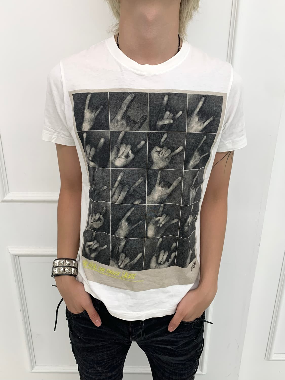 Diesel rock hands sign t-shirt 상품이미지1
