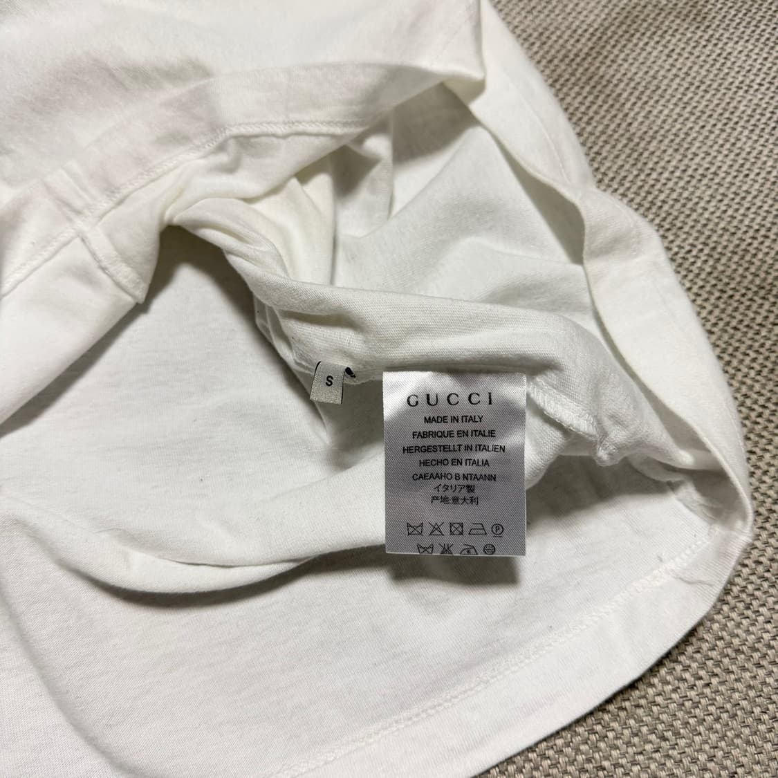 구찌 프린팅 로고 반팔티 상품이미지4