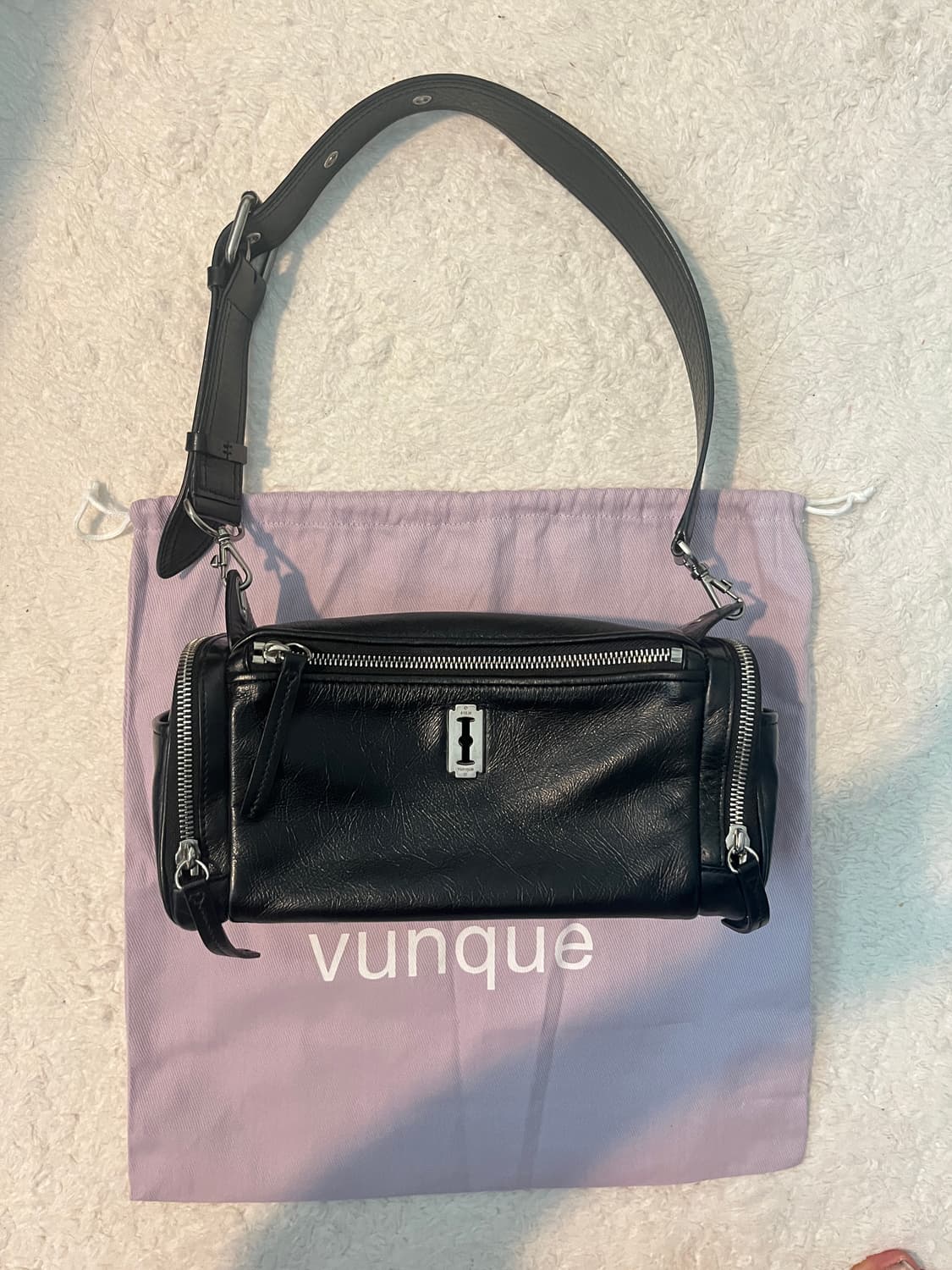 분크 퍼펙 멀티 포켓 숄더백 팝니다 상품이미지1