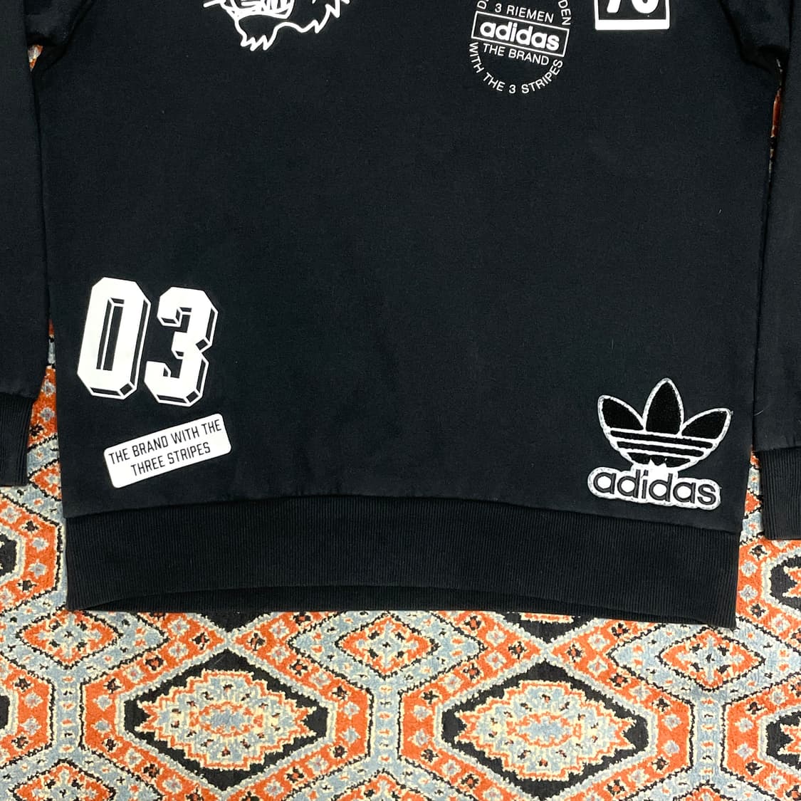  아디다스 오리지날 로고 크루 블랙 맨투맨 남성100 상품이미지3