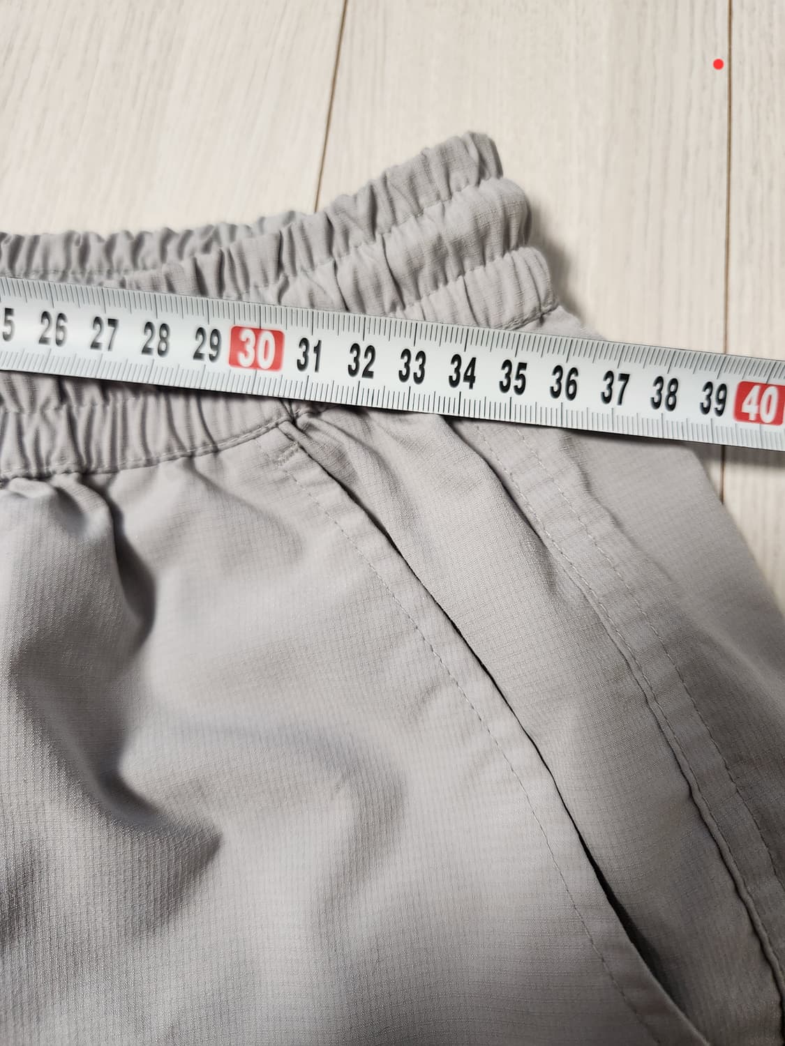 새상품급)코드그라피 반바지 크리스피 나일론 쇼츠 사이즈M

여러 중고사이 상품이미지10