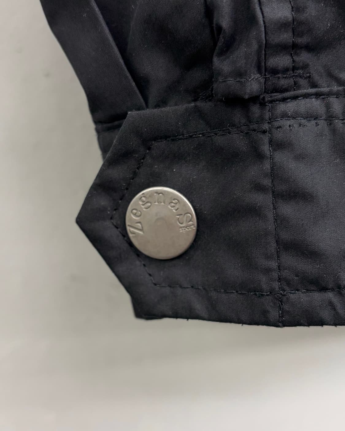 에르메네질도 제냐 스포츠 90s 폴리쉘 집업 자켓 상품이미지3