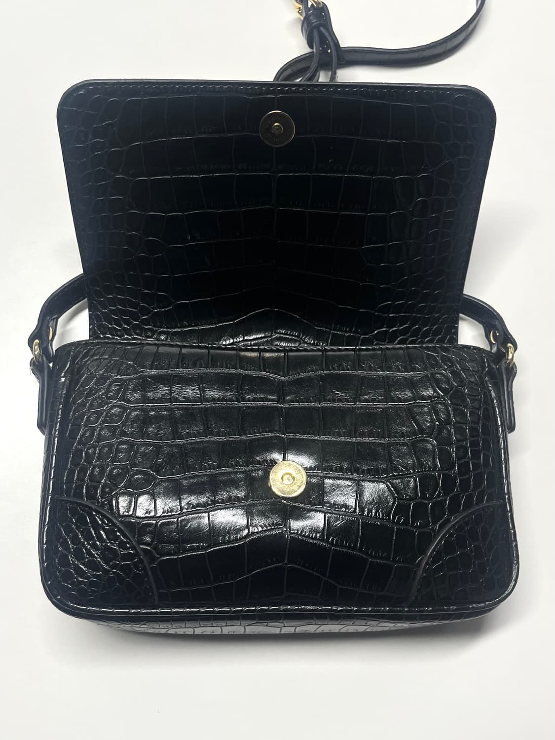 [Vivienne Westwood] 비비안웨스트우드 크록 레더 크로스백 상품이미지3