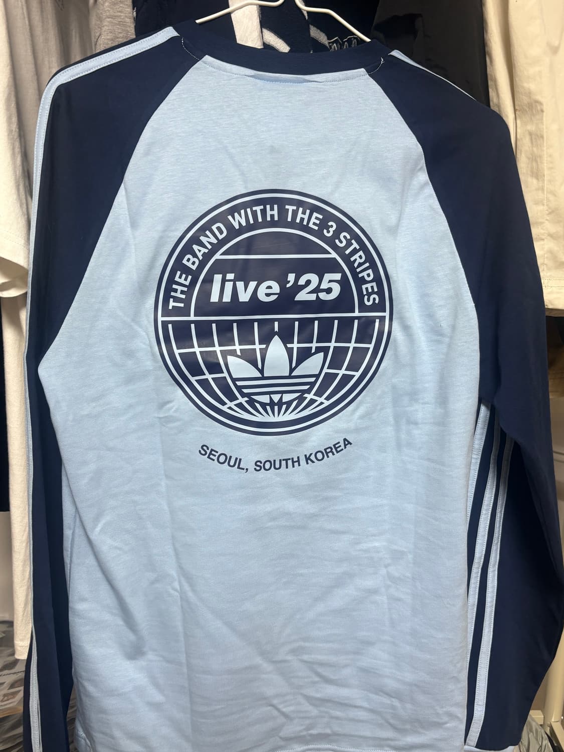 아디다스 오아시스 투어 서울 익스클루시브 롱슬리브 상품이미지3