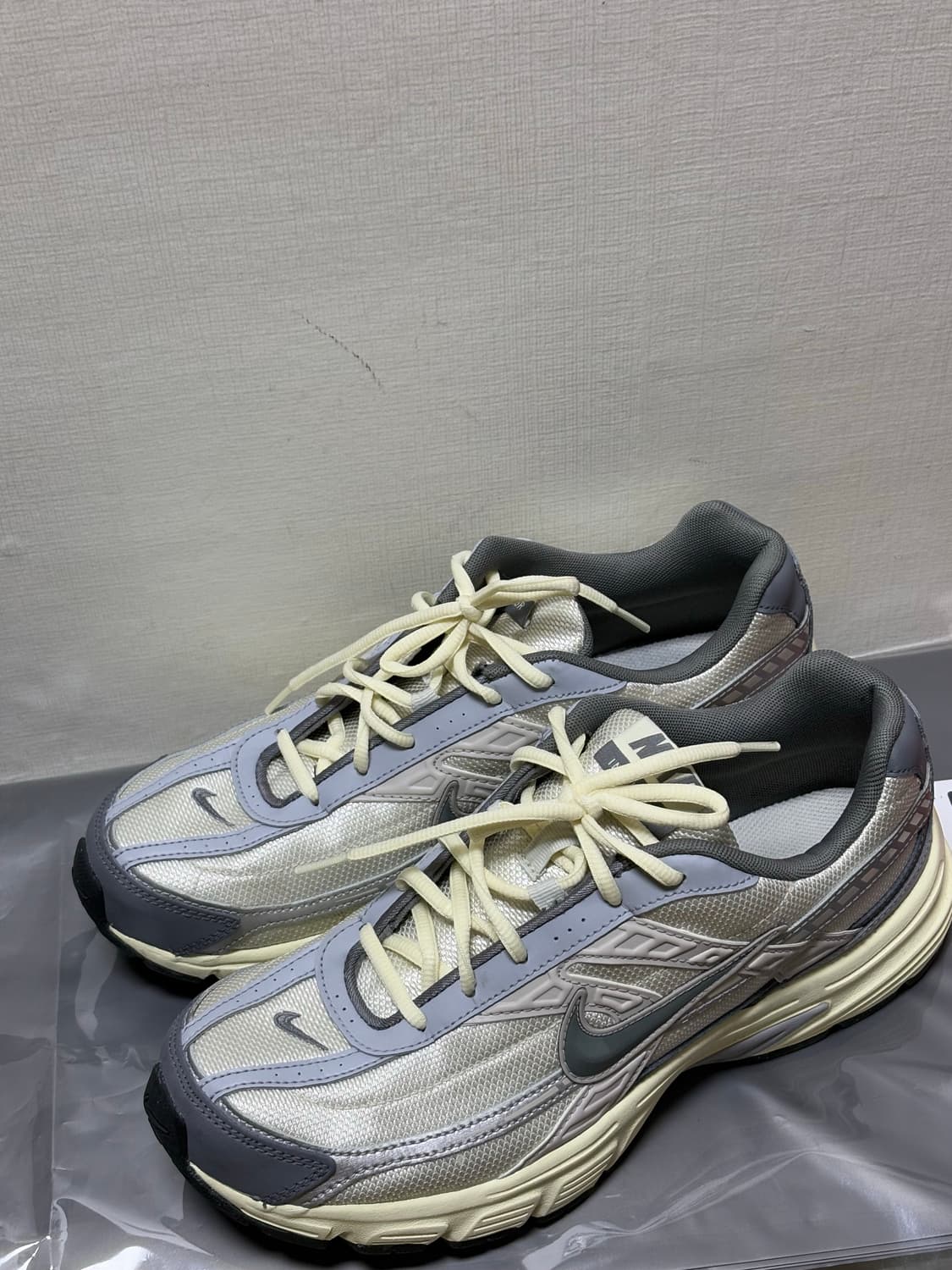 나이키 이니시에이터 280팔아요 상품이미지1