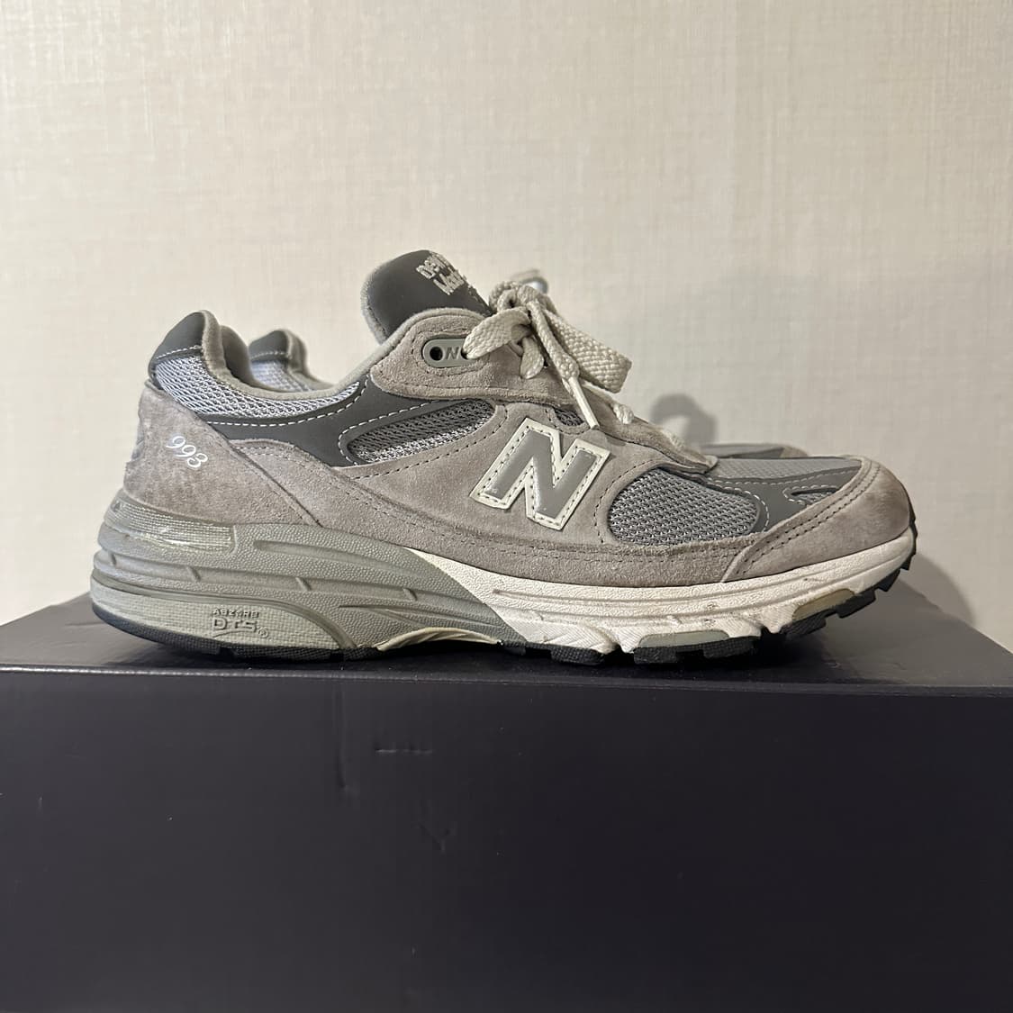 뉴발란스 993 그레이 240 상품이미지1