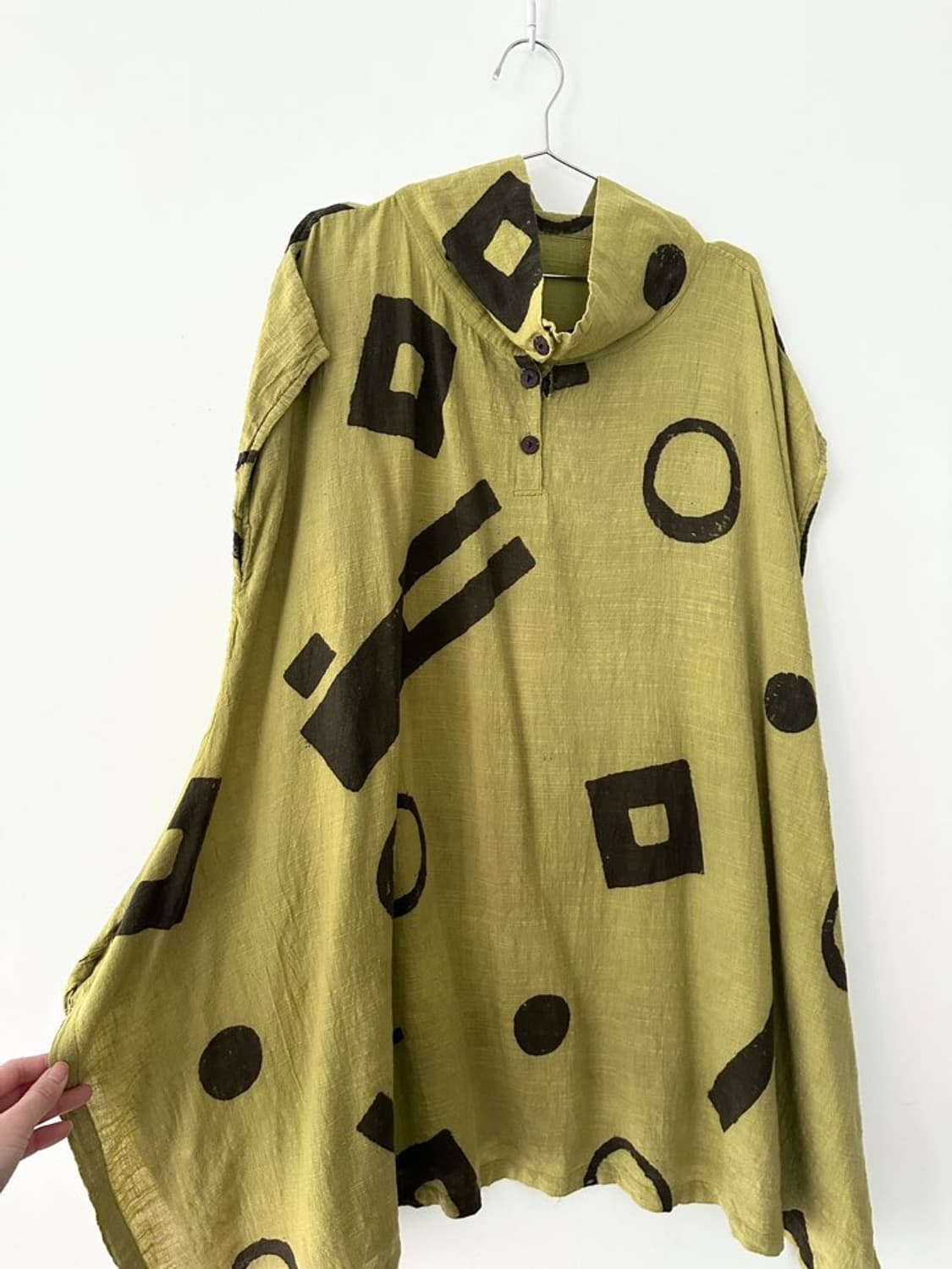 Rectangle neck button green top 상품이미지5