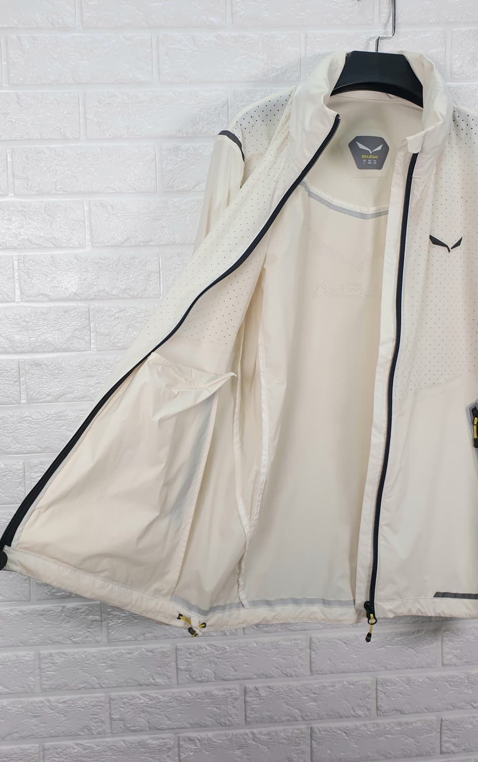 [100]살레와 하이브리드 타공 방풍 자켓 상품이미지7