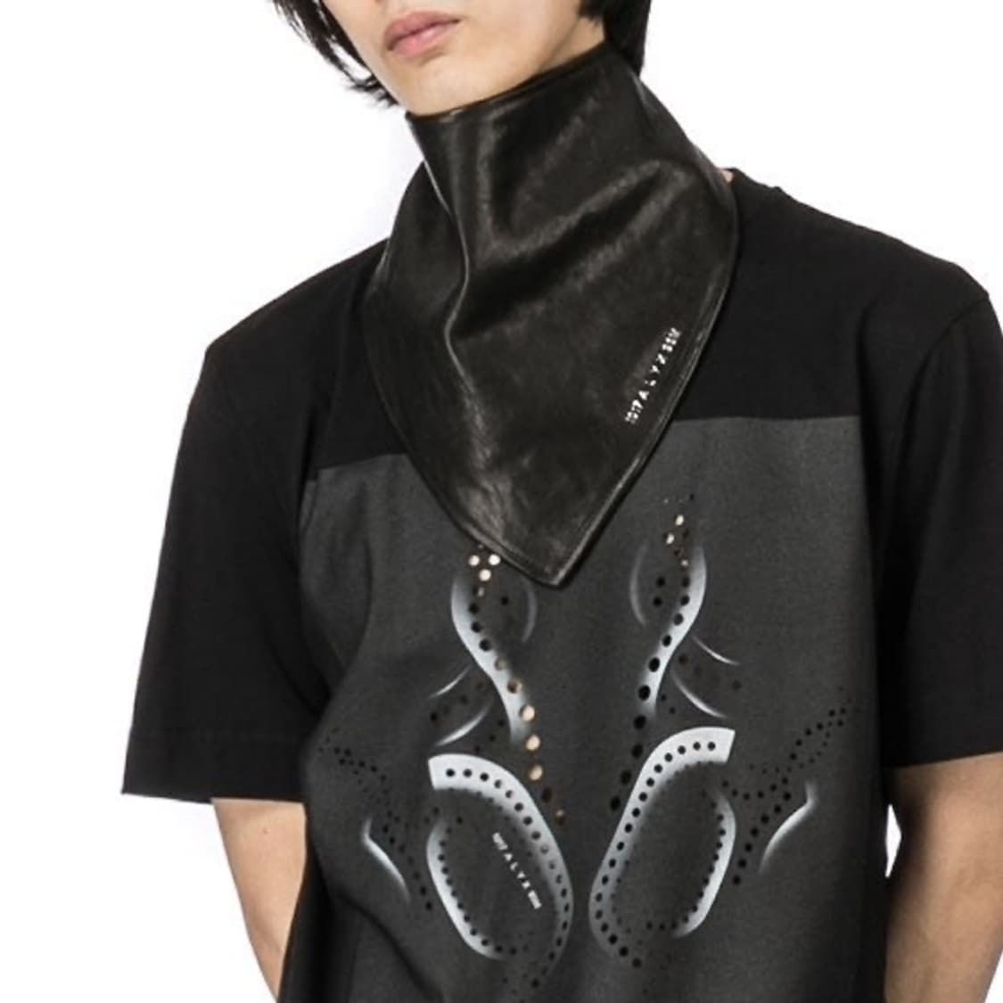 Alyx 레더 반다나 메탈 레터링 상품이미지1