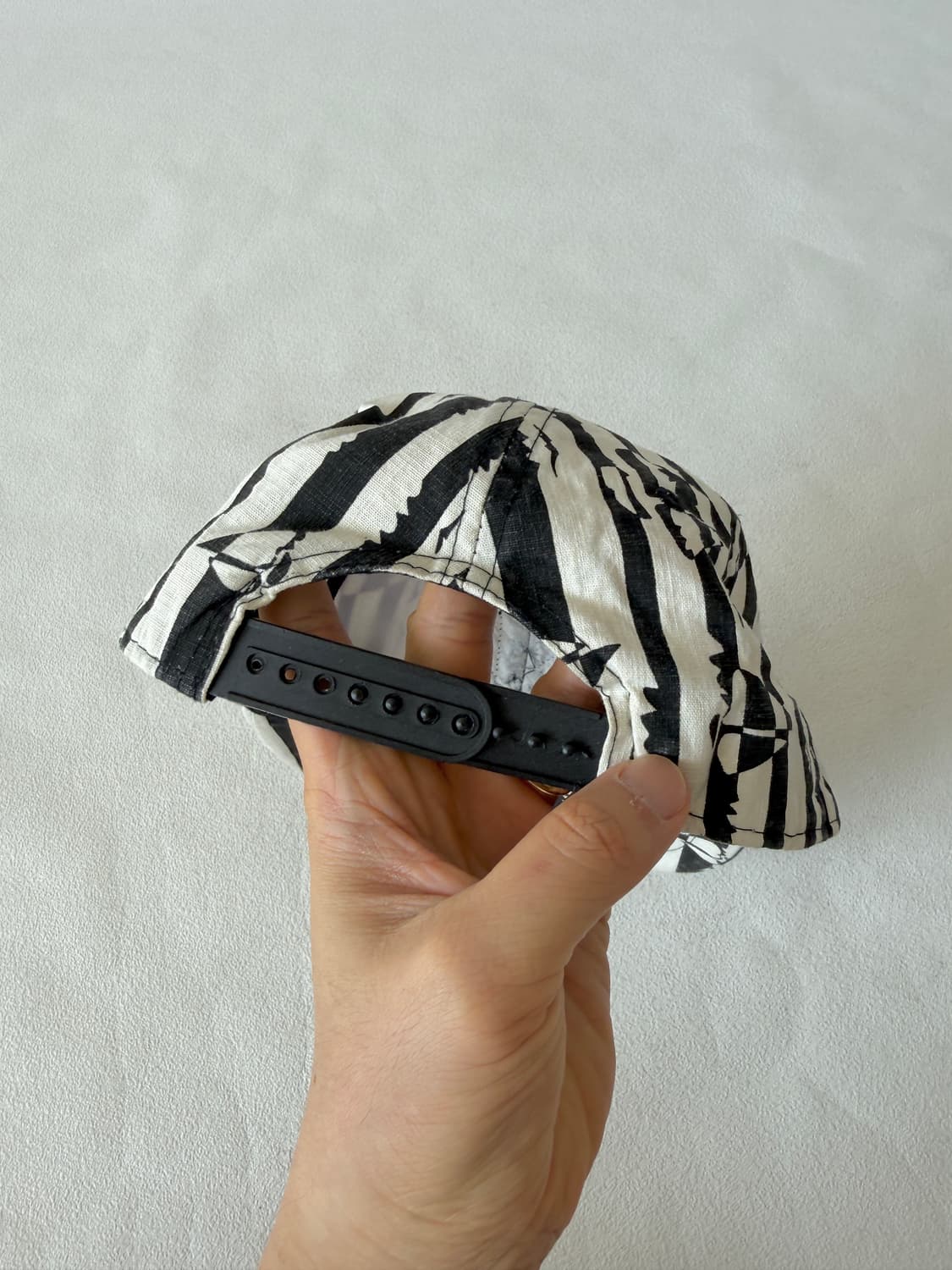 Pre owned 패턴 볼캡 상품이미지4