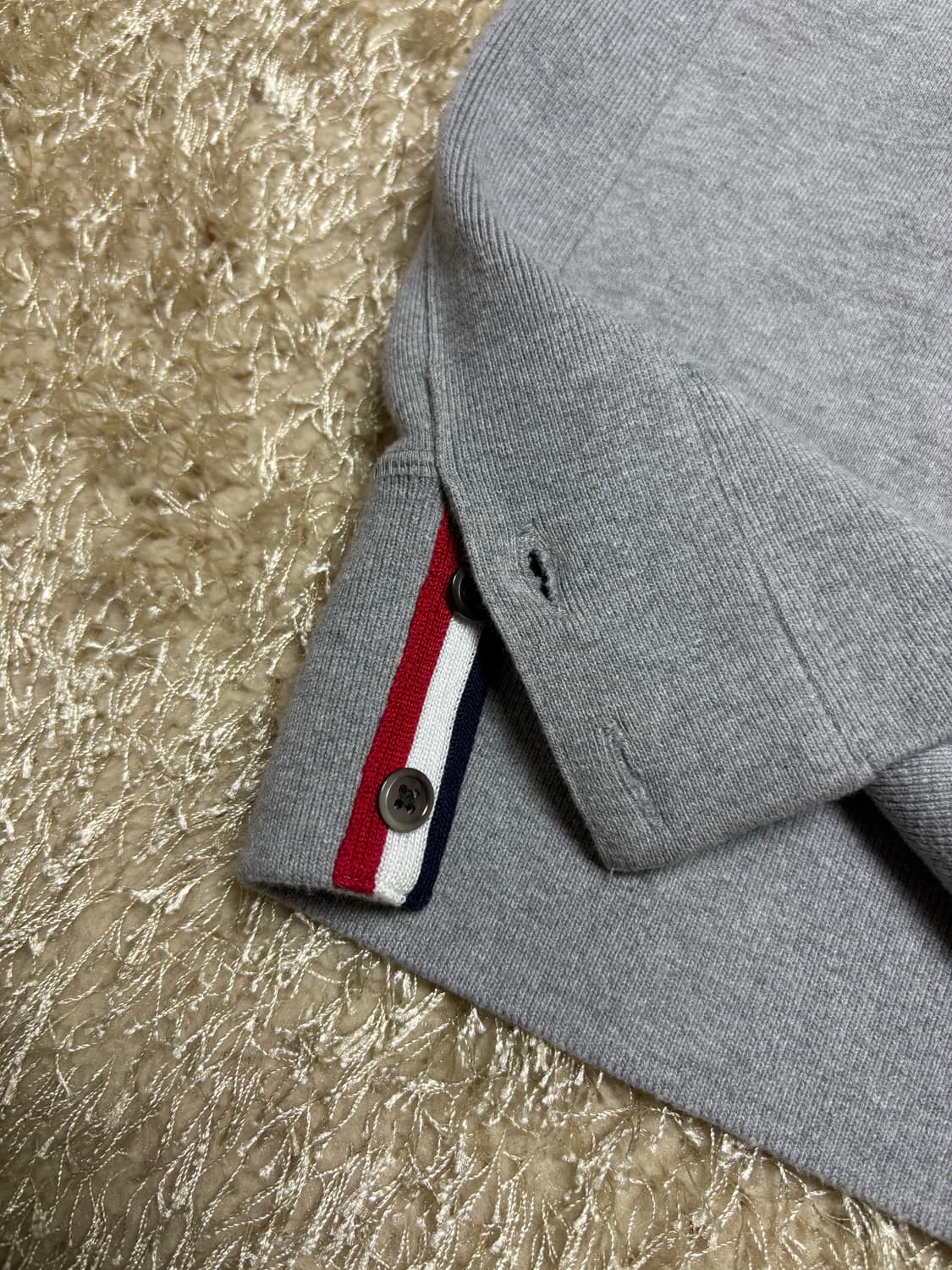 톰브라운 사선완장 맨투맨 그레이 상품이미지8