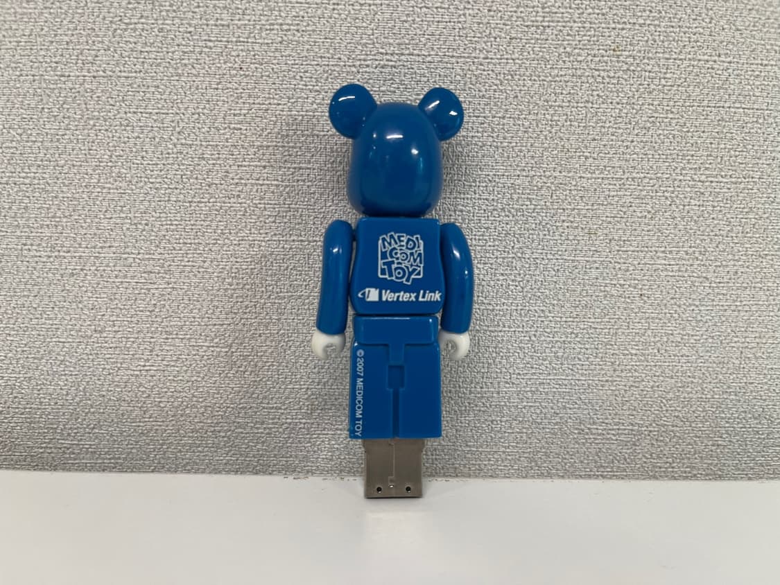 베어브릭 100% USB 메모리 블루 상품이미지2