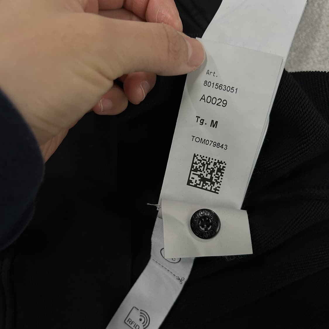 스톤아일랜드 블랙 신형 맨투맨 m 상품이미지7