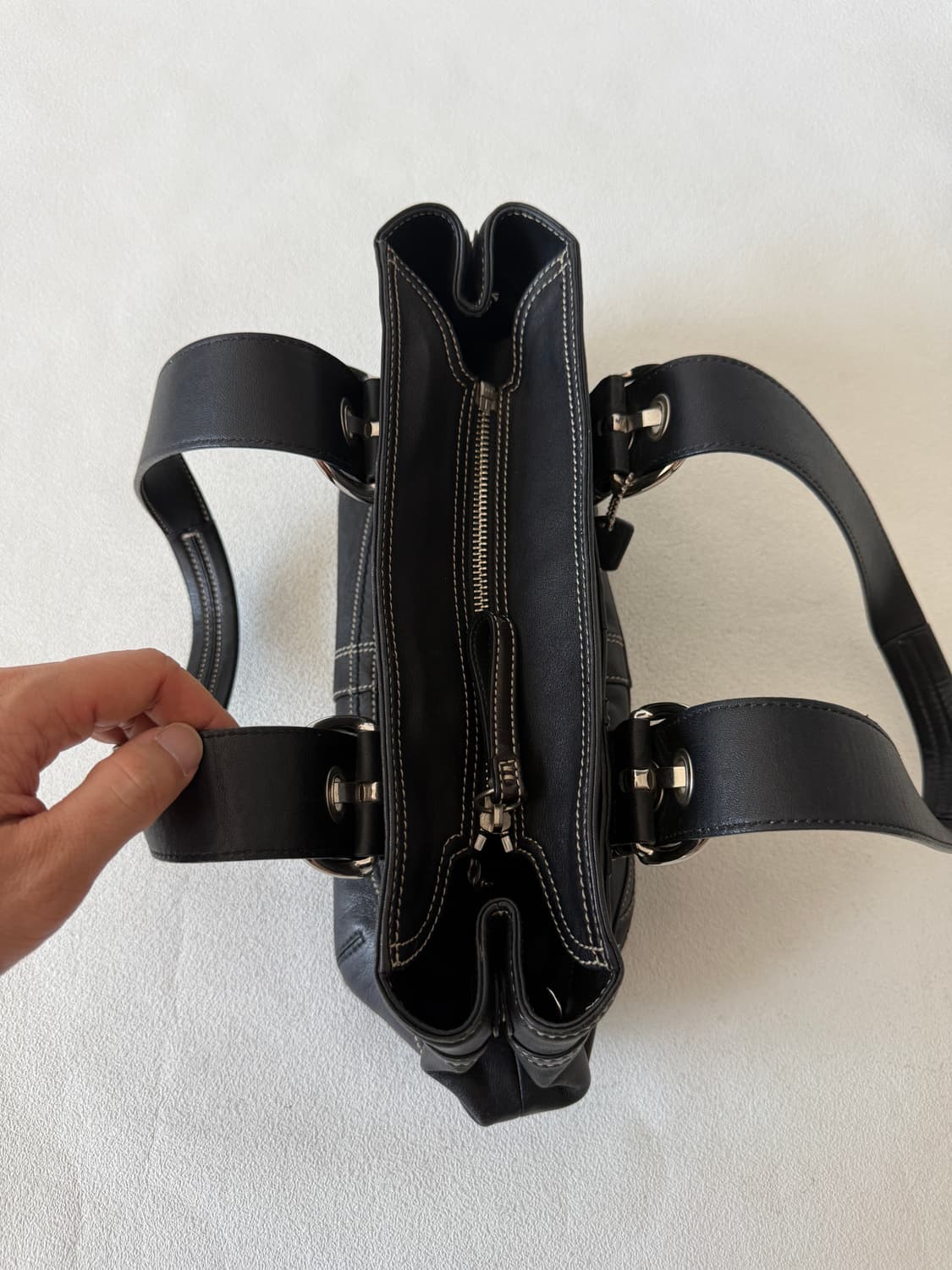 코치(COACH) 레더 토트백 상품이미지8