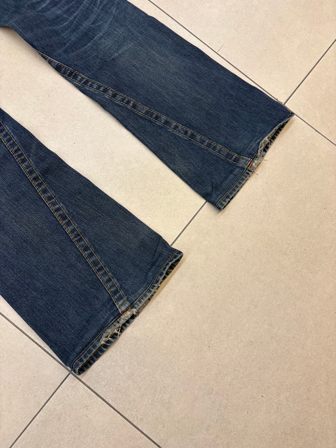 트루릴리전 JOEY 부츠컷 데님 상품이미지5