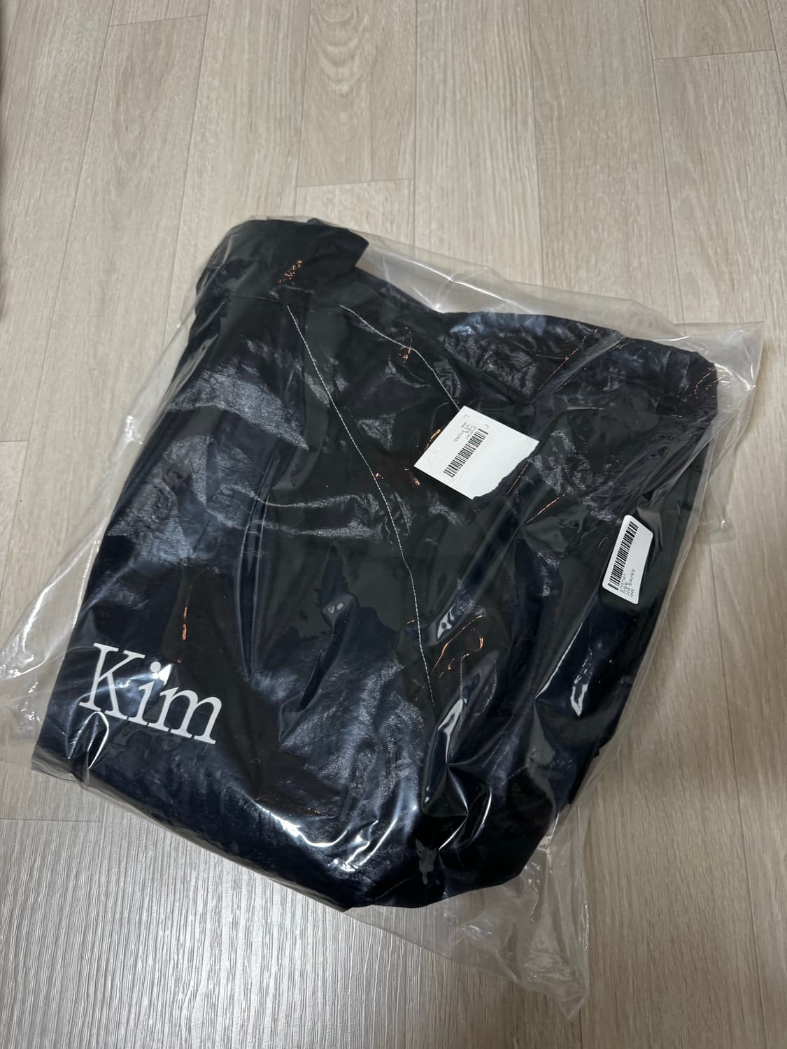 [Free] 마뗑킴 로고 코팅 점퍼 상품이미지4