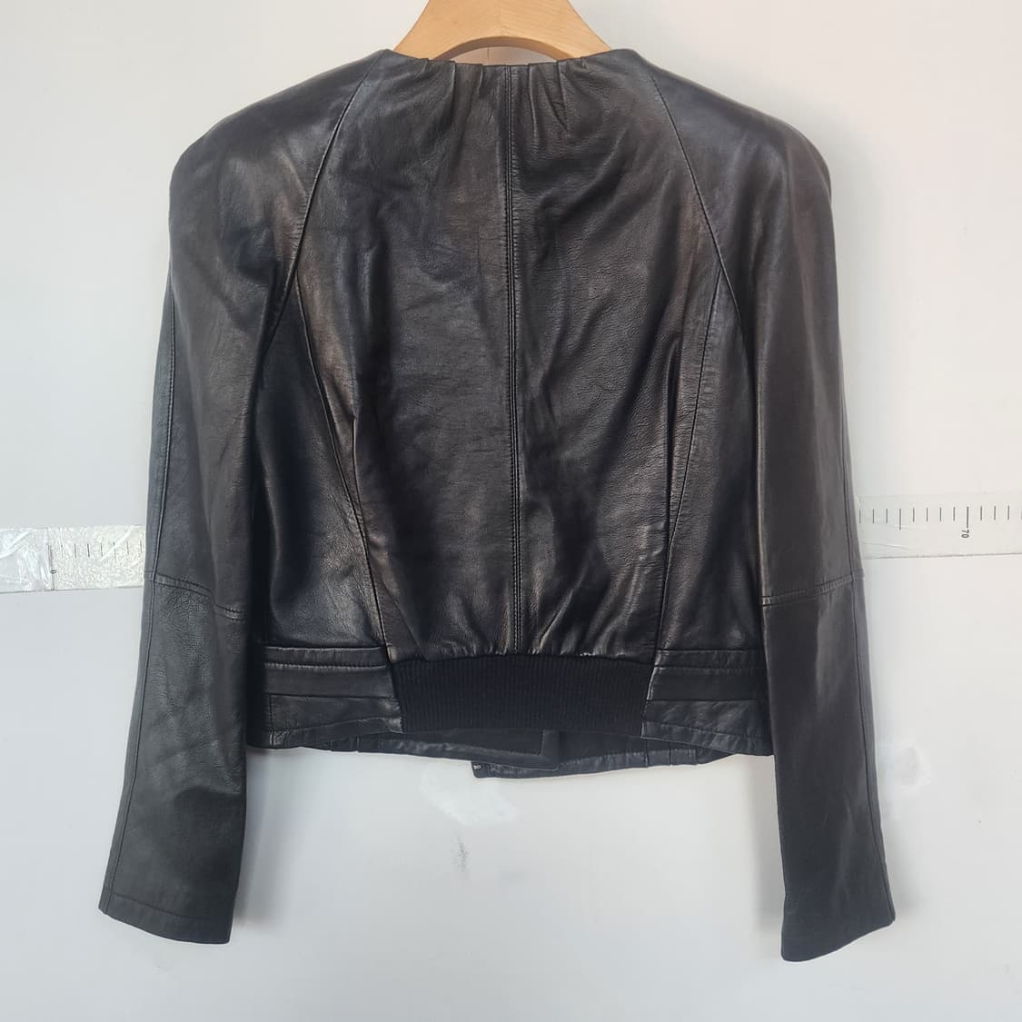 명품 가죽 크롭 블랙 자켓 상품이미지6