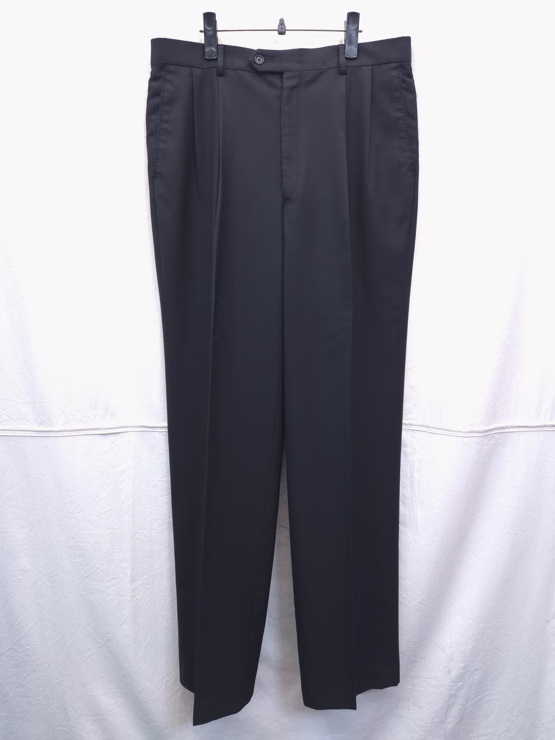 발렌티노 남성용 블랙 정장 바지 슬랙스 상품이미지1