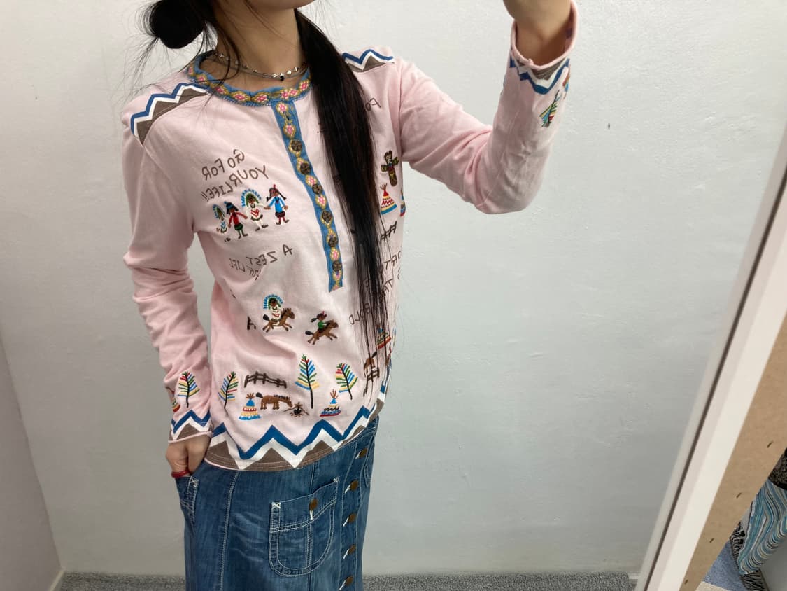 핑크 자수 긴팔티 상품이미지2