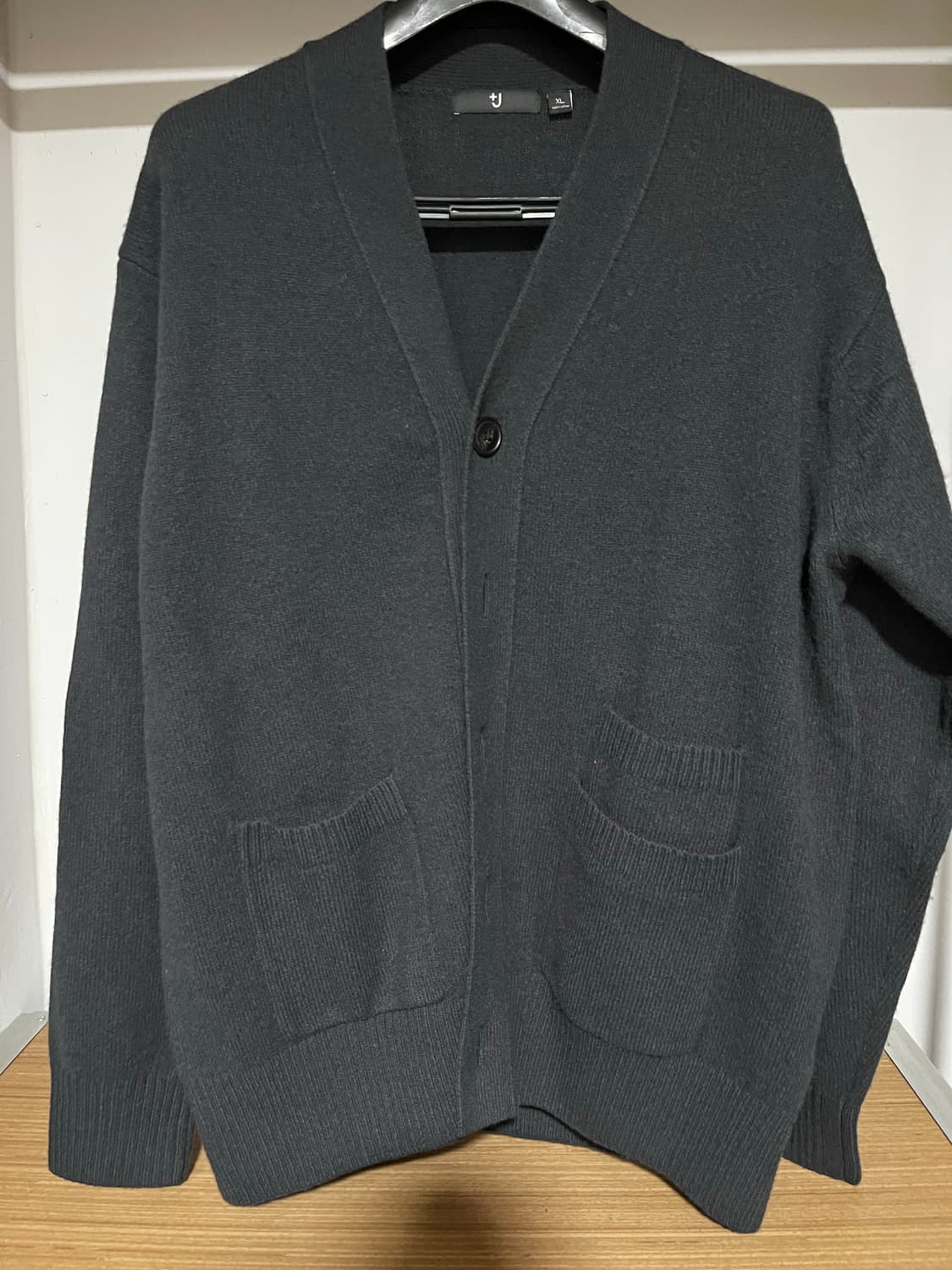 유니클로 질샌더 램스울 V넥 가디건 XL 상품이미지1