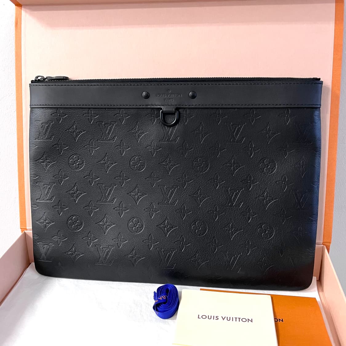 [S급/정품] 루이비통 디스커버리 쉐도우 포쉐트 블랙 GM 클러치 백 상품이미지2