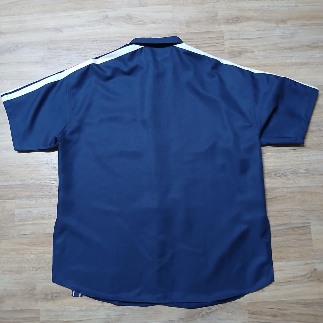 택붙은 미사용 로맨틱크라운 반팔 셔츠 남방 남녀공용 상품이미지5