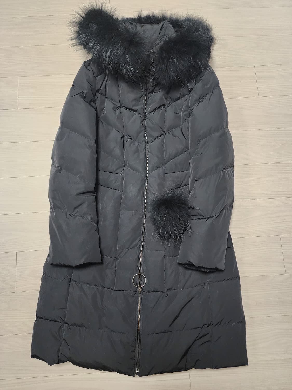 abplus 블랙 후드 라쿤퍼 롱 덕다운 패딩 상품이미지5