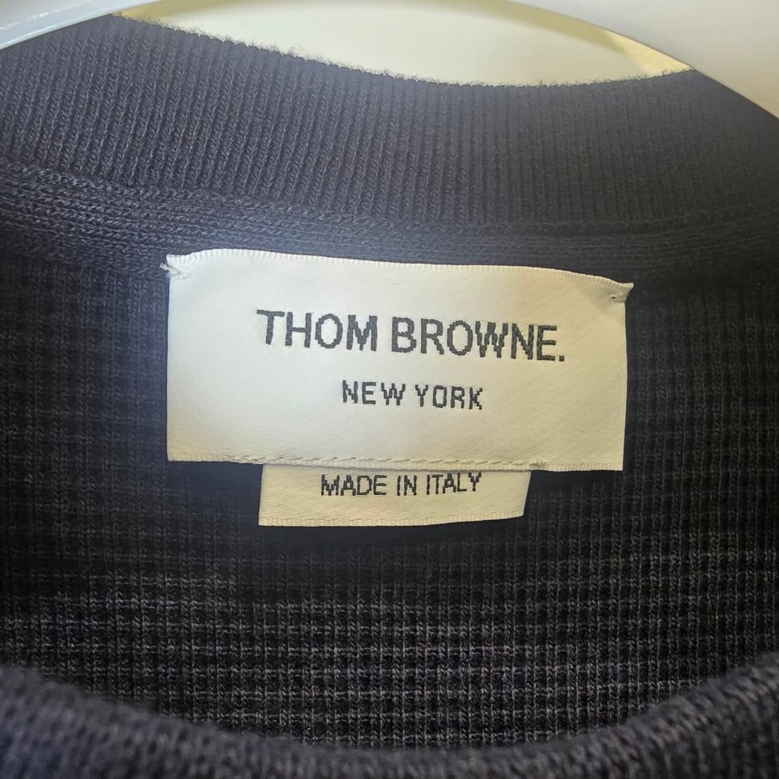 [중고/정품] 톰브라운 사선 래글런 슬리브 와플 맨투맨 5 상품이미지5