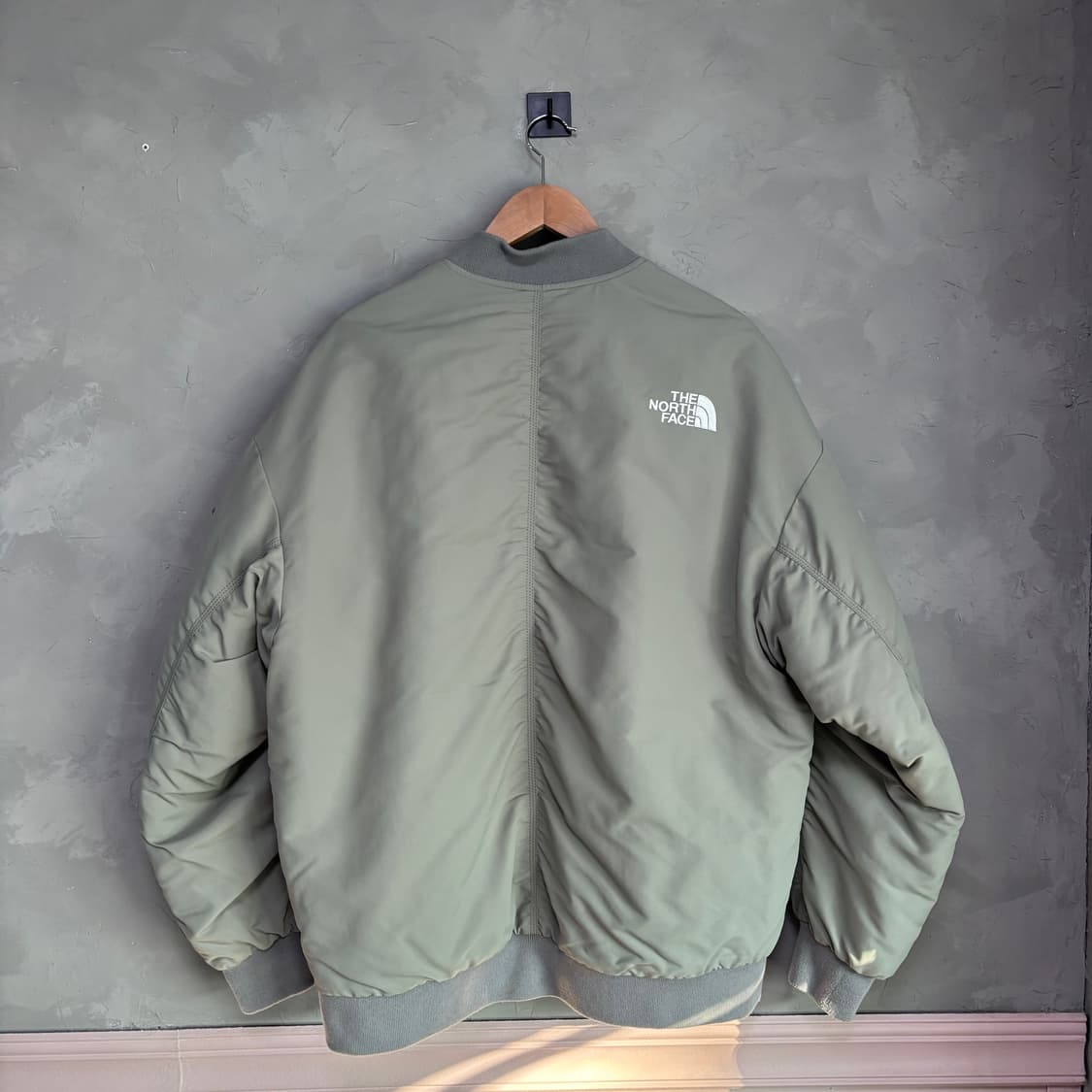 노스페이스 하이든 EX 히트 봄버 자켓 패딩 올리브 카키 상품이미지4