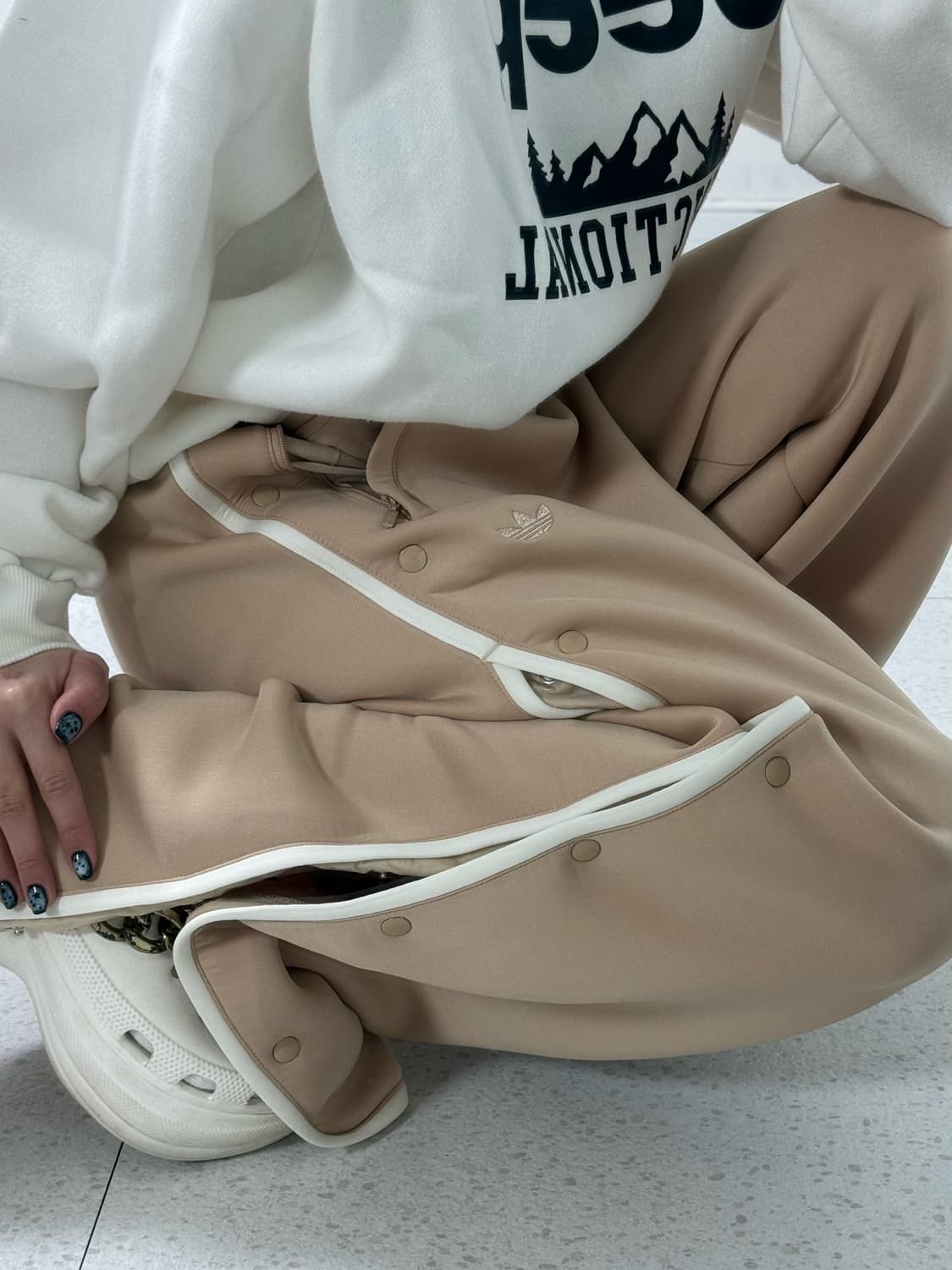 아디다스 베이지 스페이서 팬츠 상품이미지7