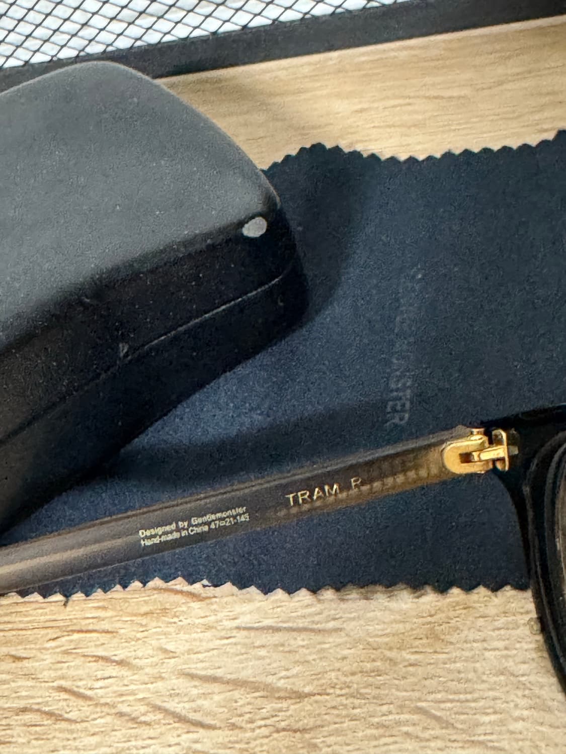 젠틀몬스터 TRAM R 안경 선글라스 상품이미지3