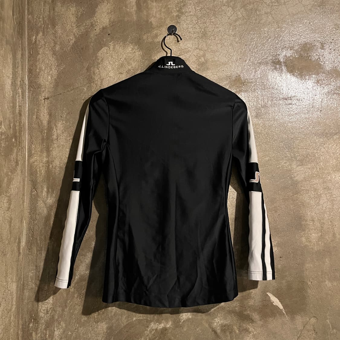 제이린드버그 나일론 반집업 긴팔 상품이미지4