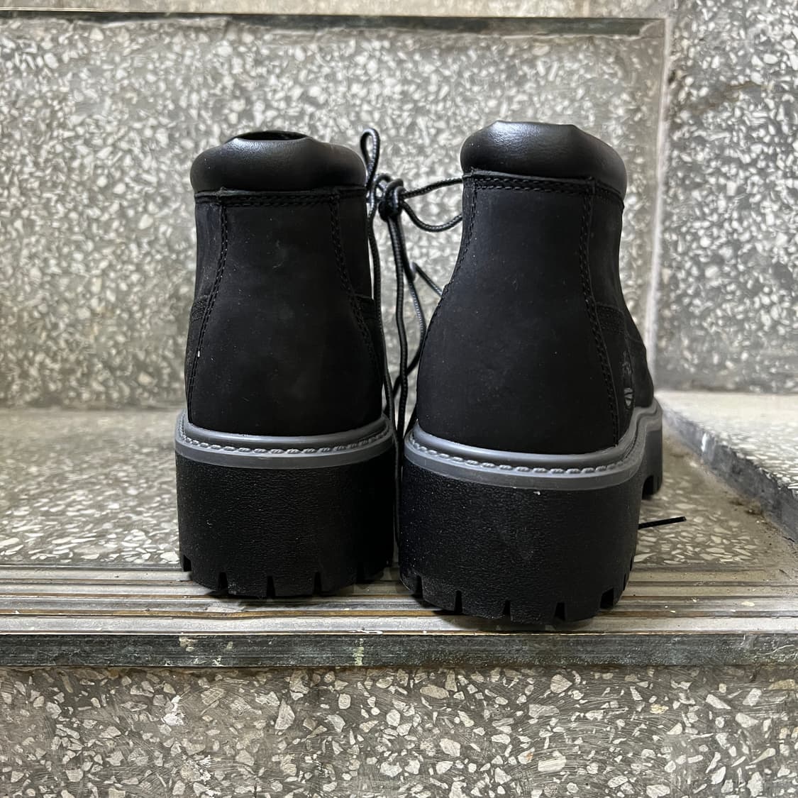 팀버랜드 스톤 스트리트 미드 플랫폼 워터프루프 추카 부츠 상품이미지3