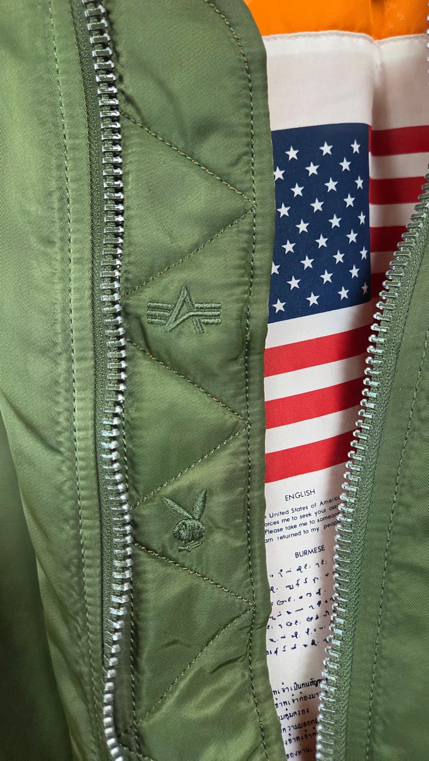 플레이보이 X 알파인더스트리 MA-1 자켓 카키 상품이미지4