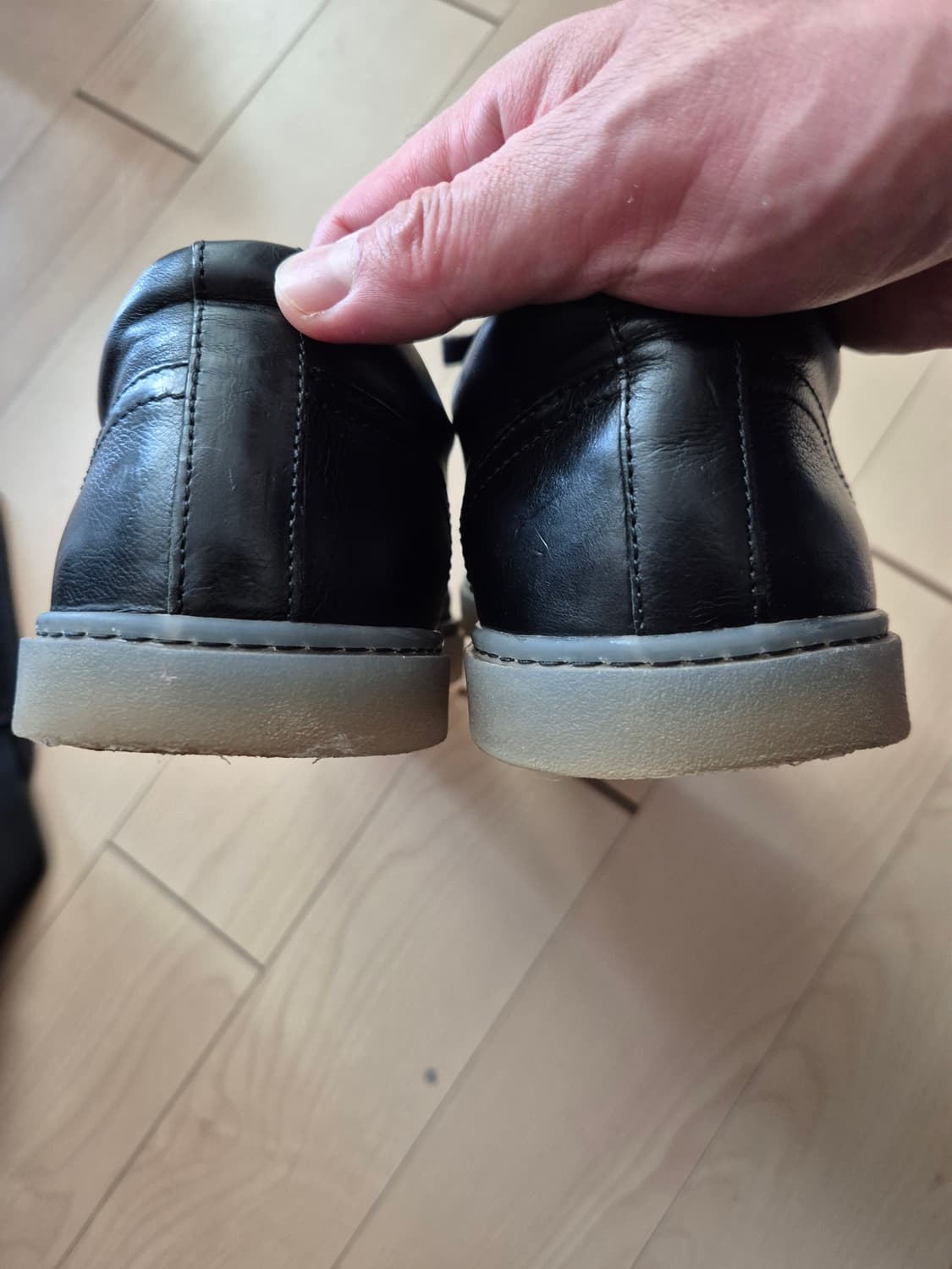 르메르 25ss 리놀륨 스니커즈 42 상품이미지6