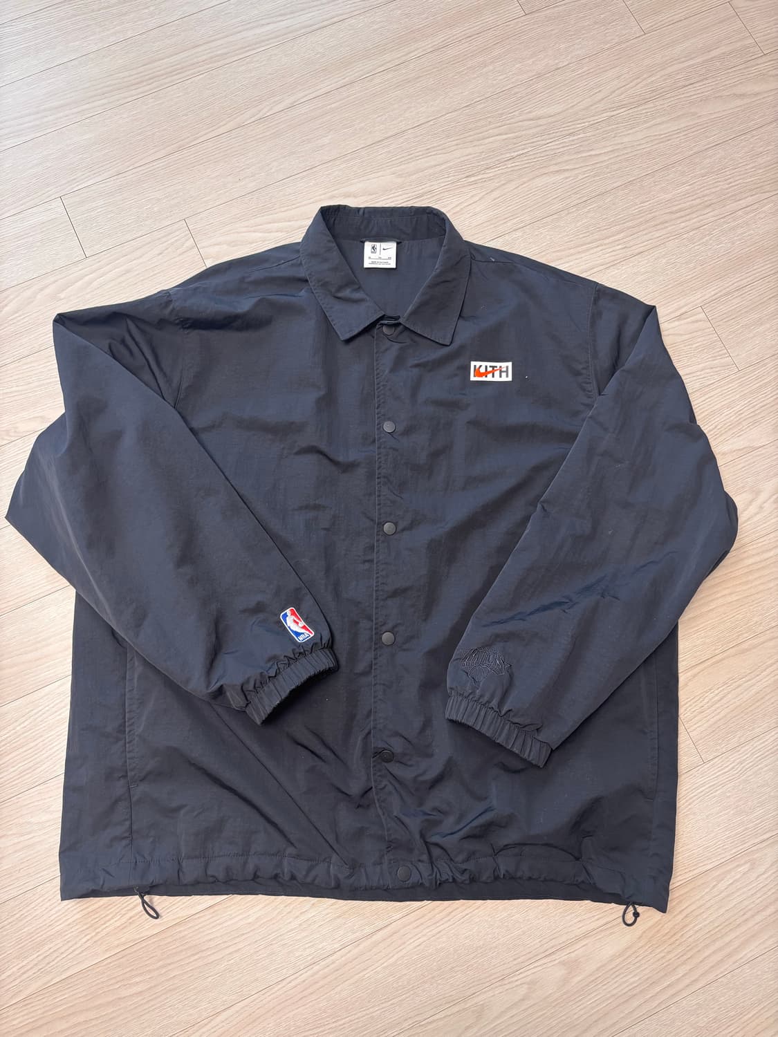 Kith & Nike 뉴욕 닉스 코치 자켓 상품이미지2
